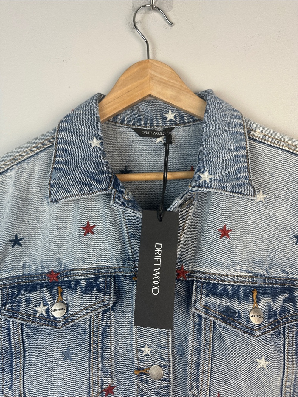 NEW DRIFTWOOD Starry Eyed Denim Blue Jean Jacket Embroidered Stars XL Cotton - Picture 14 of 16